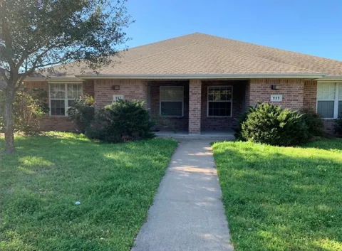 937 Crepe Myrtle Street