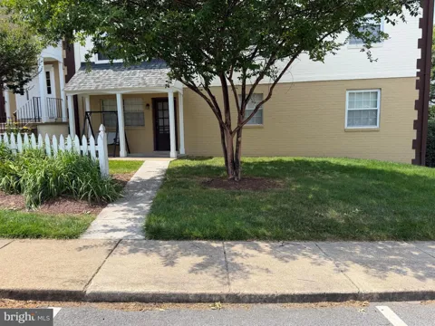 4513 ROMLON STREET #104