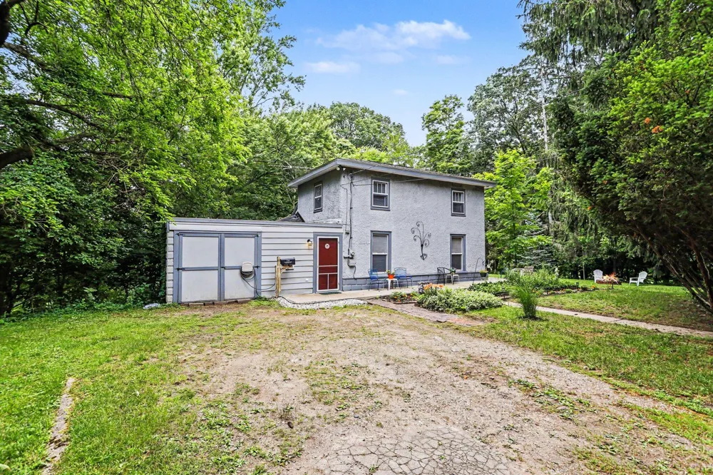 330 Catherine Court Allegan, MI 49010