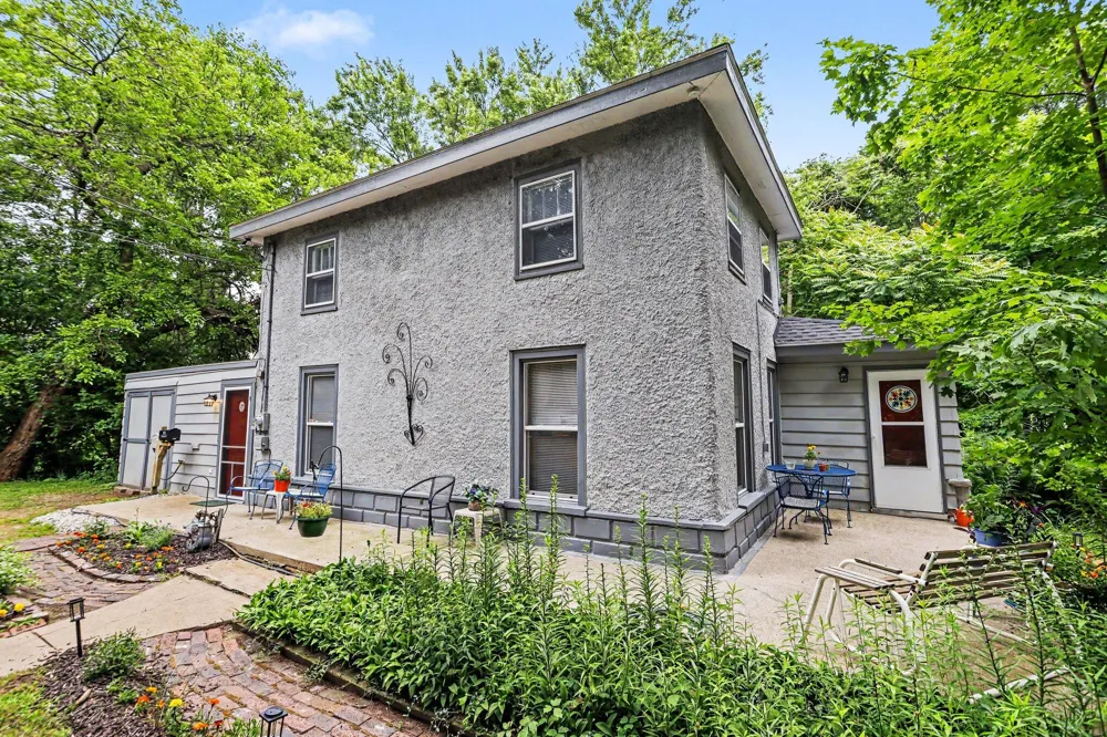 330 Catherine Court Allegan, MI 49010