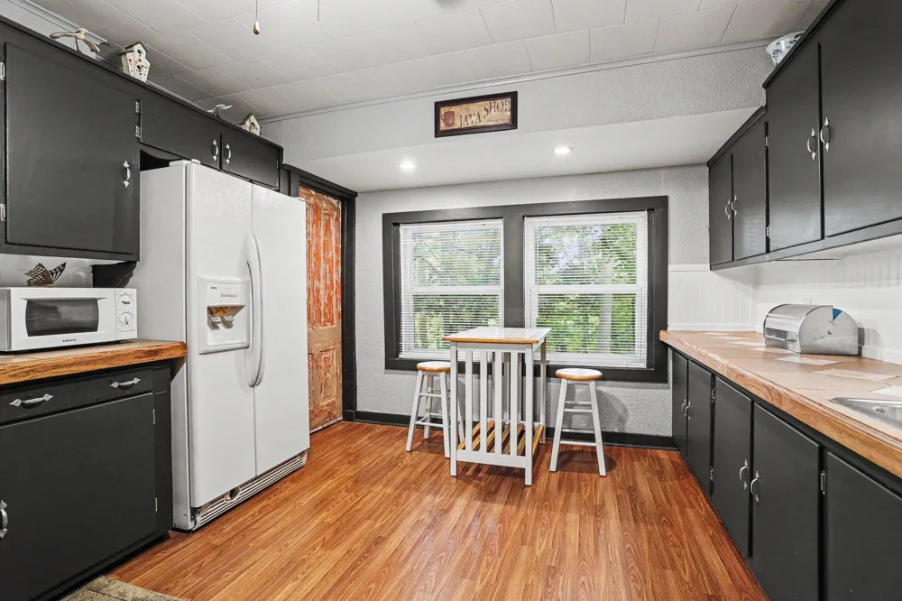 330 Catherine Court Allegan, MI 49010