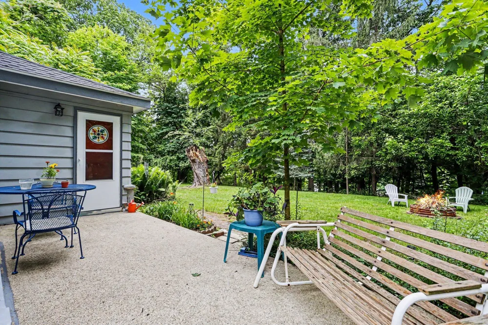 330 Catherine Court Allegan, MI 49010