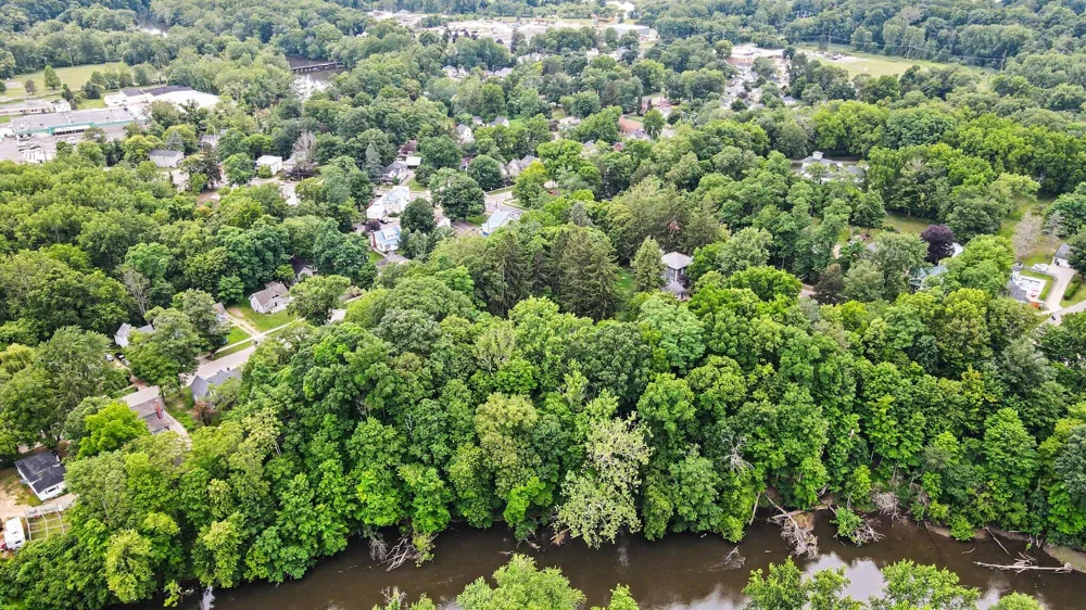 330 Catherine Court Allegan, MI 49010