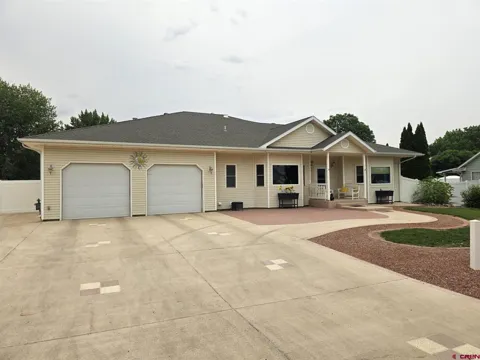 881 Cypress Wood Lane