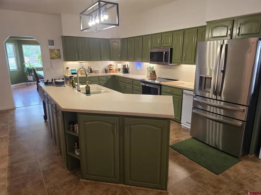 881 Cypress Wood Lane Delta, CO 81416