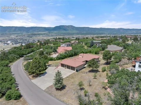 380 Scrub Oak Circle