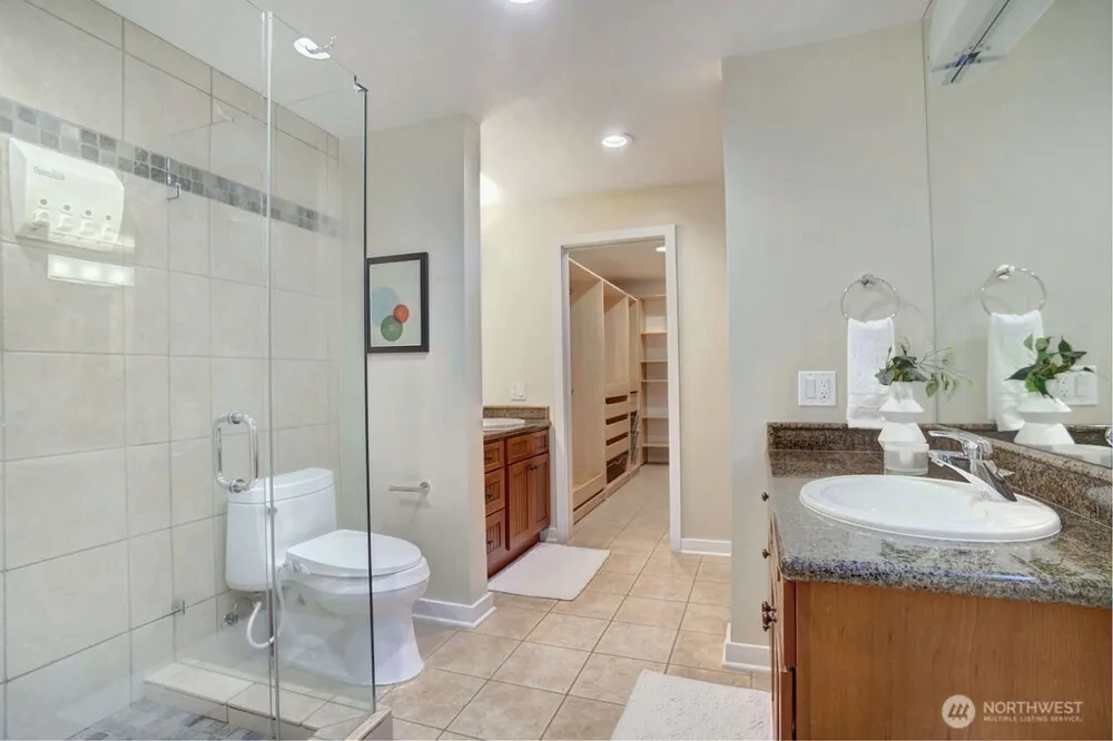 4030 26th Avenue W Seattle, WA 98199