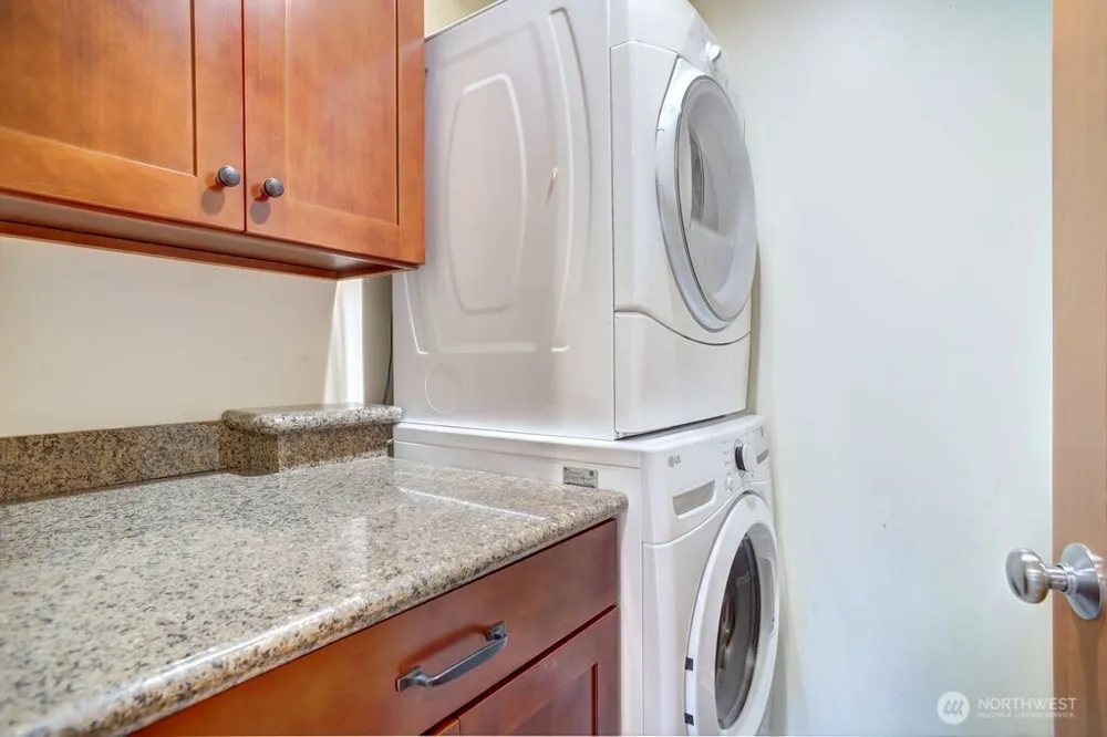 4030 26th Avenue W Seattle, WA 98199