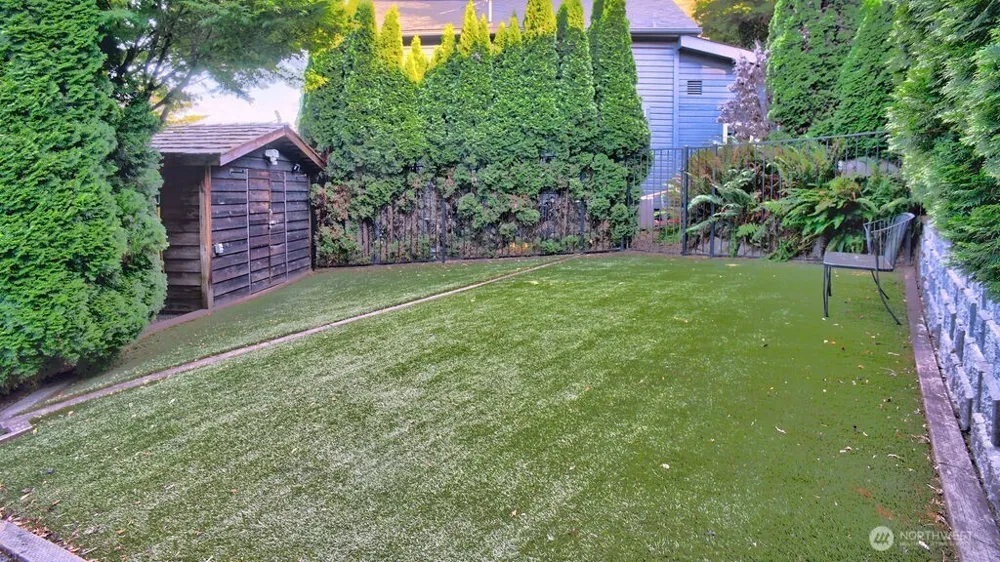 4030 26th Avenue W Seattle, WA 98199