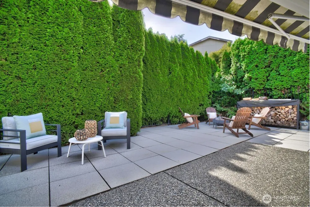 4030 26th Avenue W Seattle, WA 98199