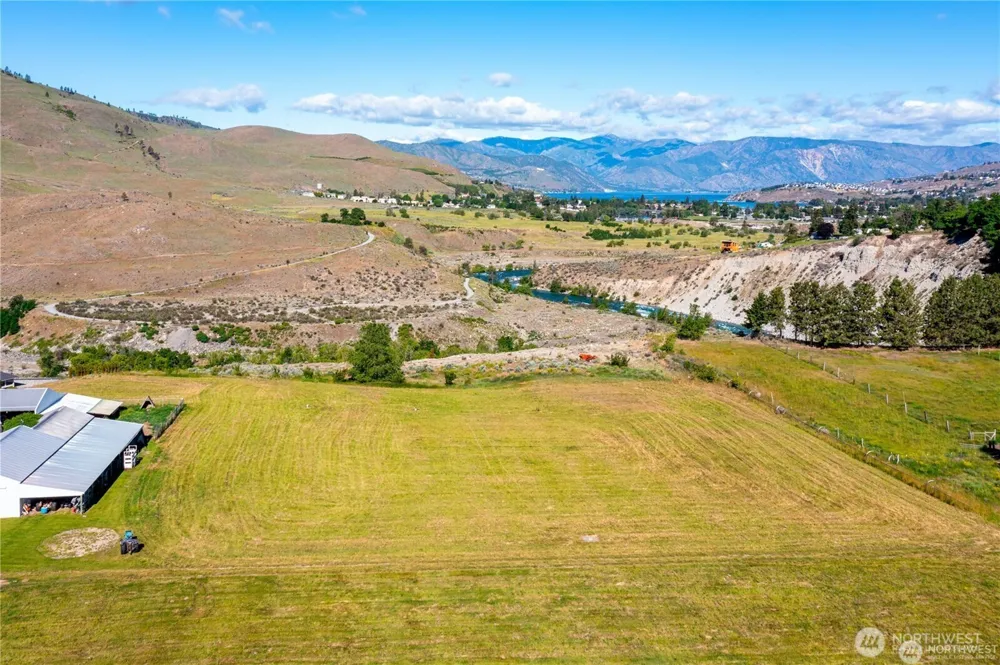 24 Miller Road Chelan, WA 98816