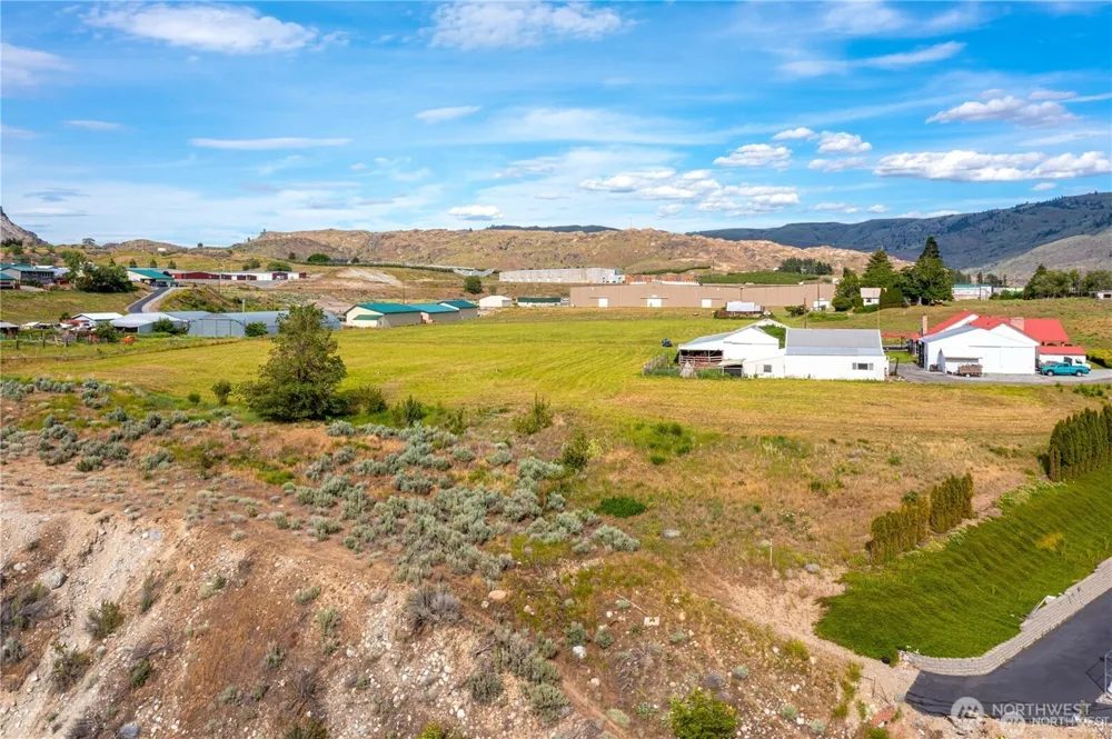 24 Miller Road Chelan, WA 98816