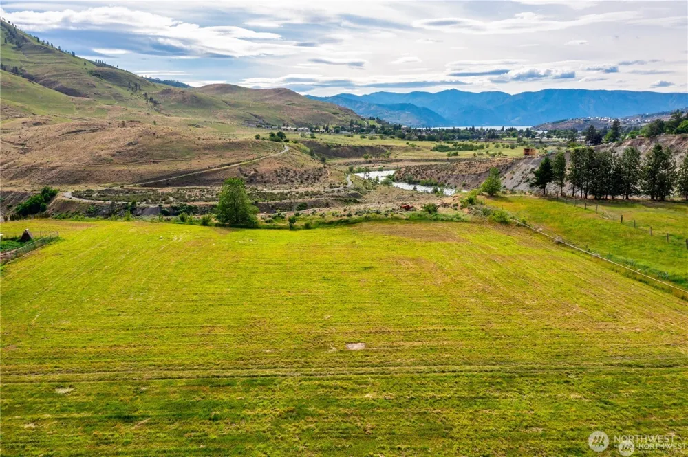 24 Miller Road Chelan, WA 98816