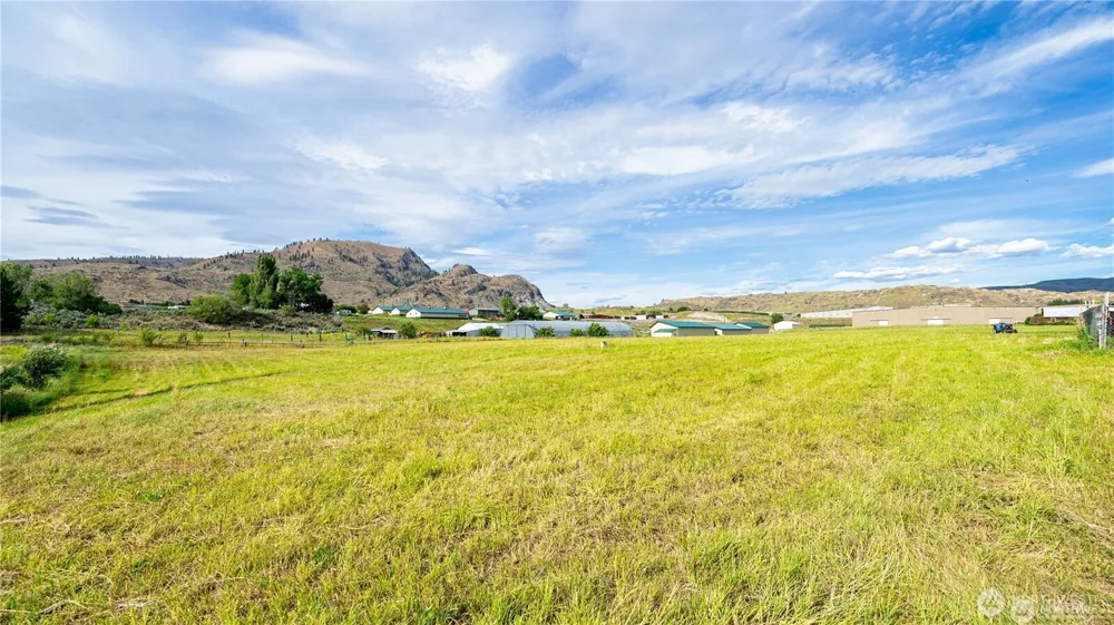 24 Miller Road Chelan, WA 98816