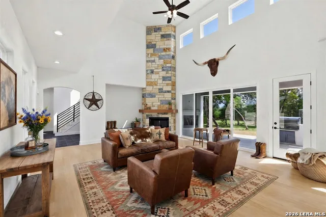 285 SCENIC CYN New Braunfels, TX 78132