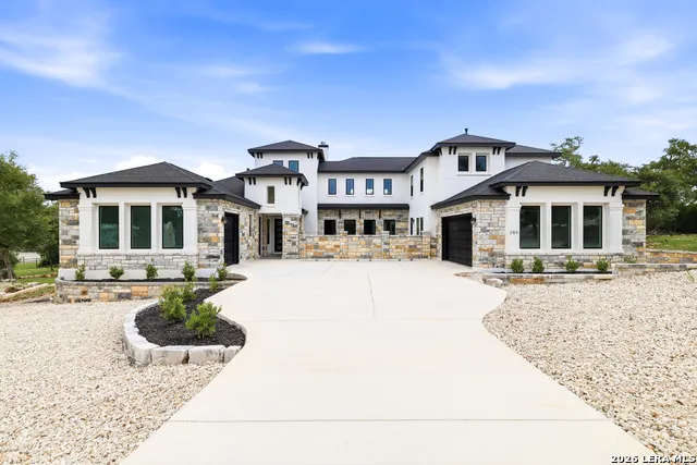 285 SCENIC CYN New Braunfels, TX 78132