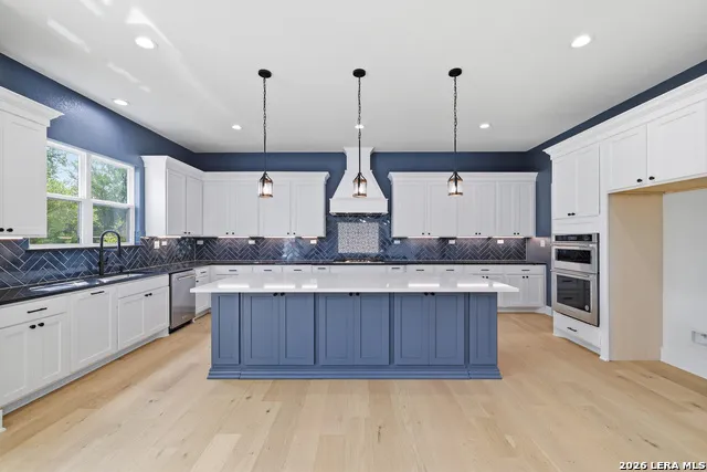 285 SCENIC CYN New Braunfels, TX 78132