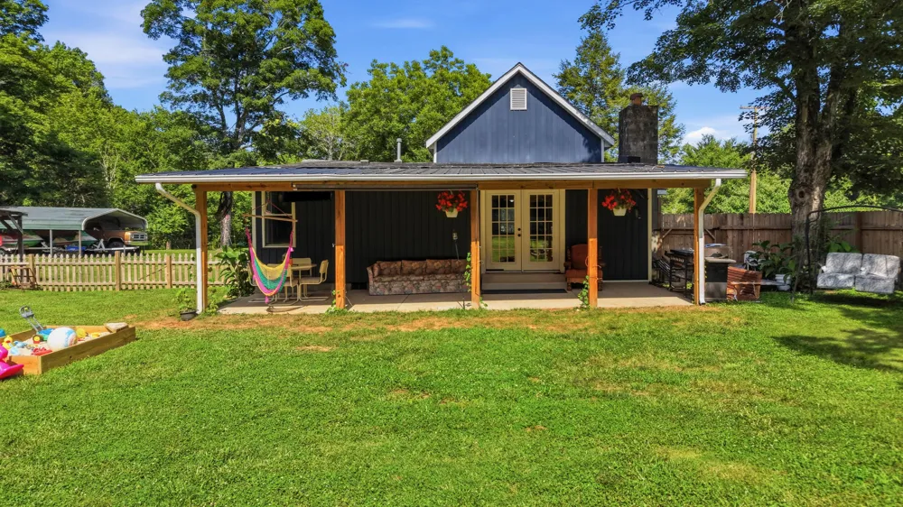 311 Leggett Road Sale Creek, TN 37373