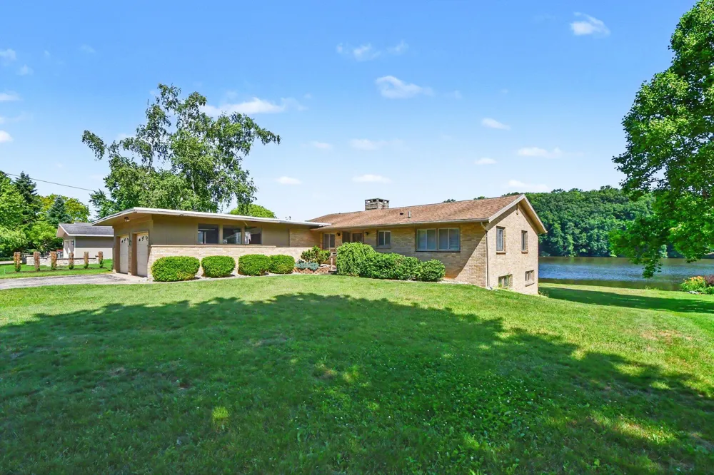 7261 Driftwood Drive SE Ada, MI 49301