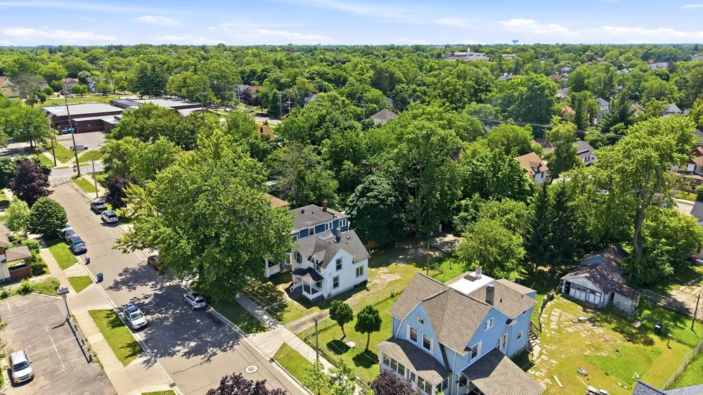 1128 Sigsbee Street SE Grand Rapids City, MI 49506