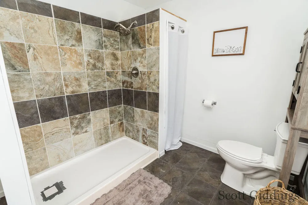 8884 S Townhall Road Bushnell Township, MI 48884