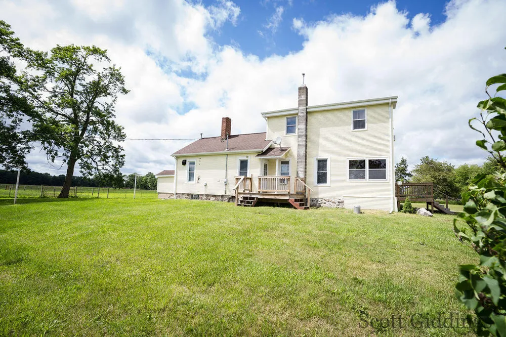8884 S Townhall Road Bushnell Township, MI 48884