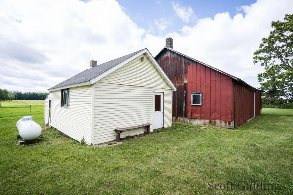 8884 S Townhall Road Bushnell Township, MI 48884