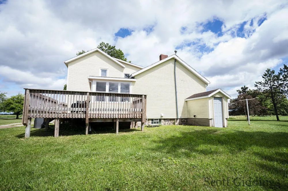 8884 S Townhall Road Bushnell Township, MI 48884