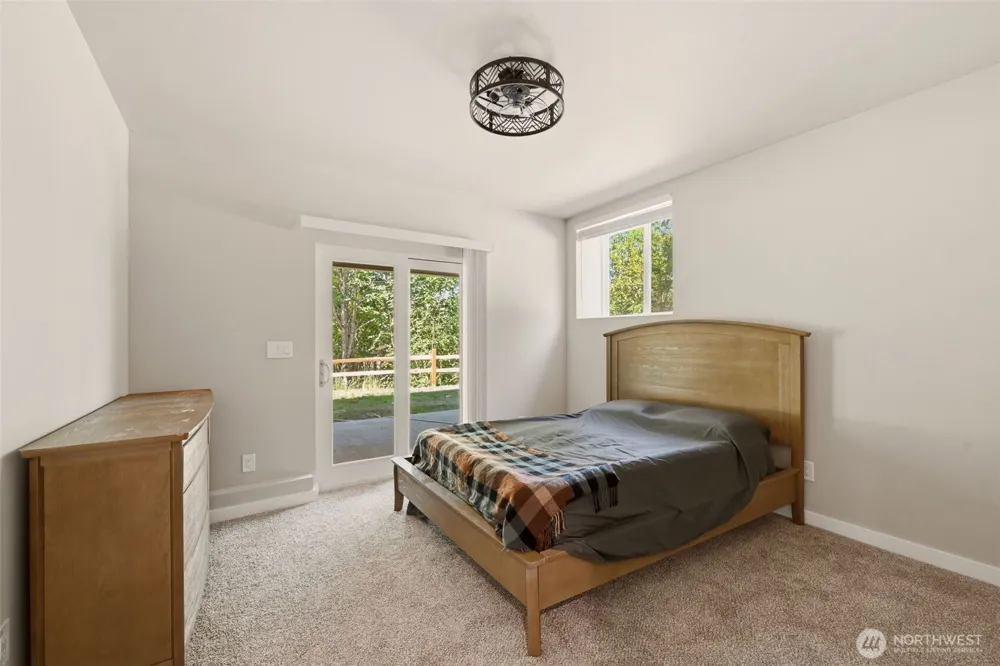 254 Skyler Way Eatonville, WA 98328
