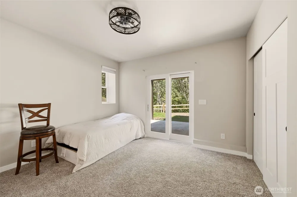 254 Skyler Way Eatonville, WA 98328