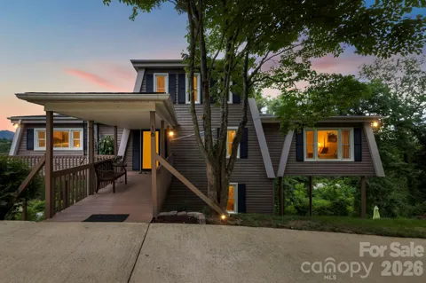 16 Audubon Drive