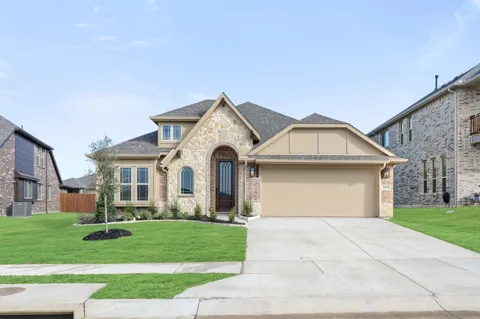 1005 Snowy Owl Drive