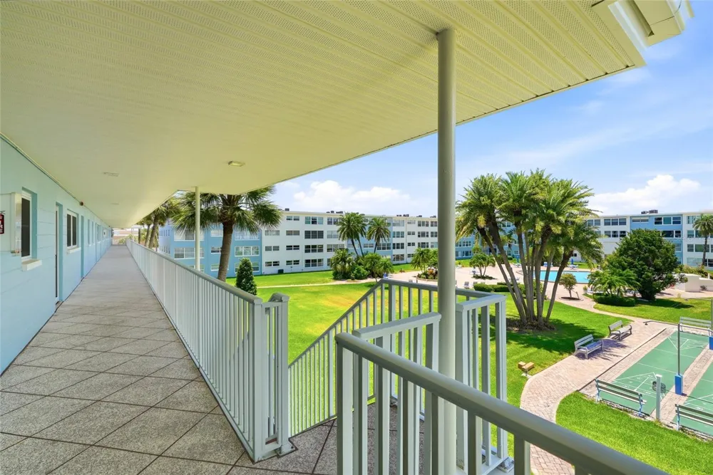 6201 2ND STREET E #106 St Pete Beach, FL 33706
