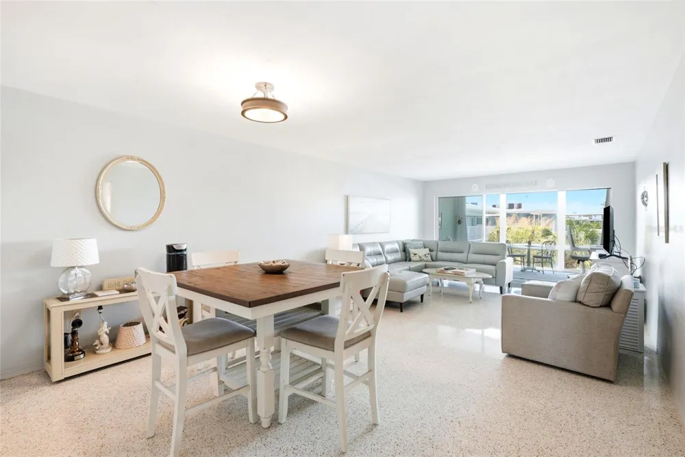 6201 2ND STREET E #106 St Pete Beach, FL 33706