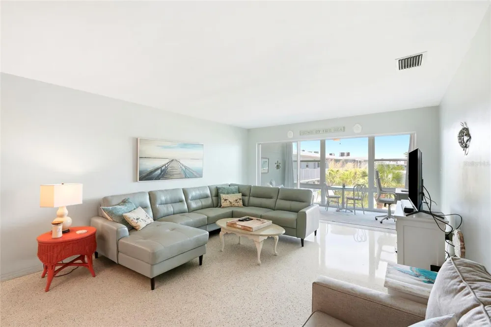 6201 2ND STREET E #106 St Pete Beach, FL 33706