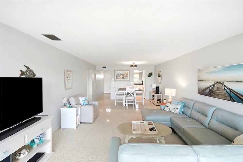 6201 2ND STREET E #106 St Pete Beach, FL 33706
