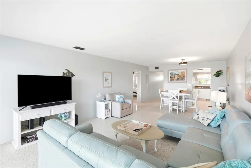 6201 2ND STREET E #106 St Pete Beach, FL 33706