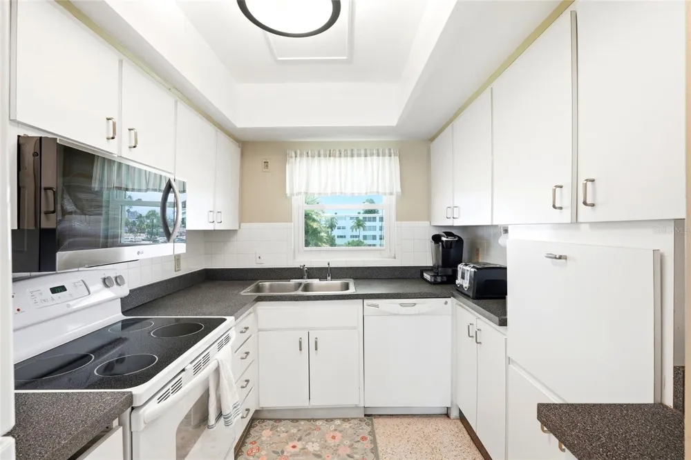6201 2ND STREET E #106 St Pete Beach, FL 33706
