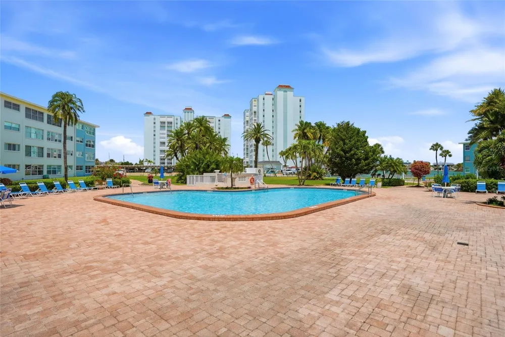 6201 2ND STREET E #106 St Pete Beach, FL 33706