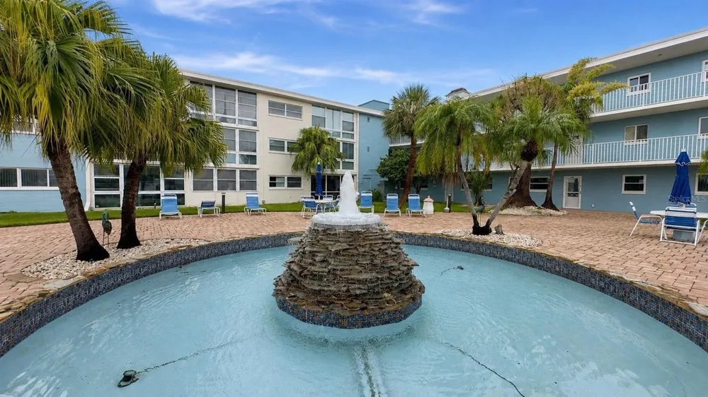 6201 2ND STREET E #106 St Pete Beach, FL 33706