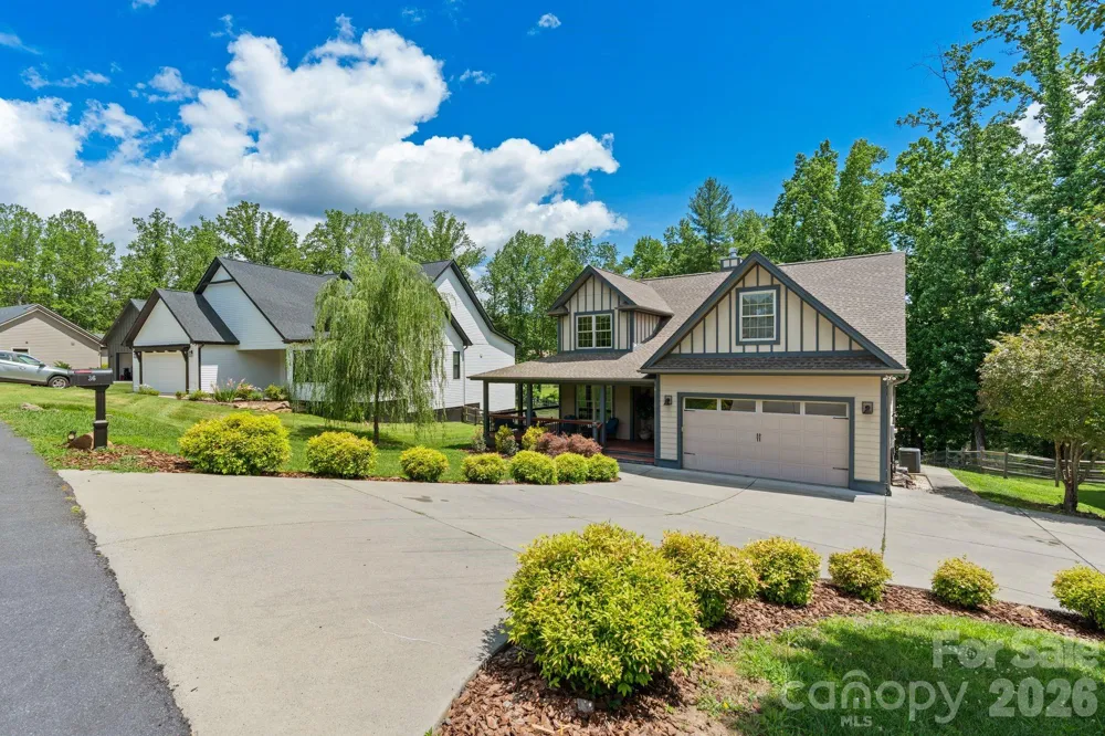 36 Copper Mill Court Candler, NC 28715
