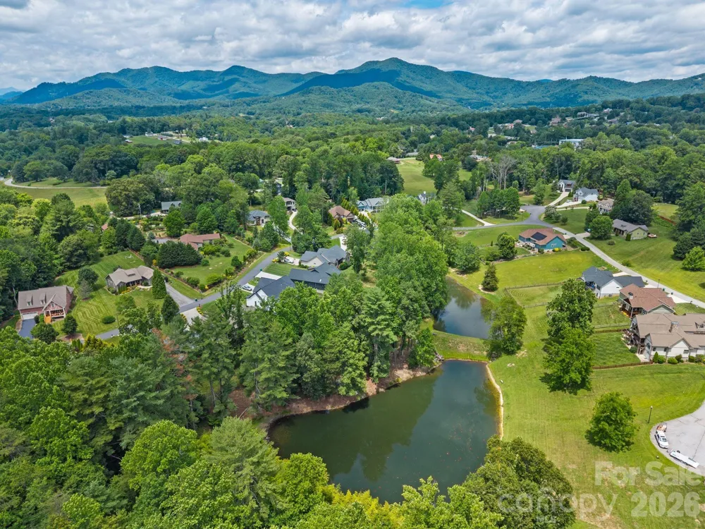 36 Copper Mill Court Candler, NC 28715