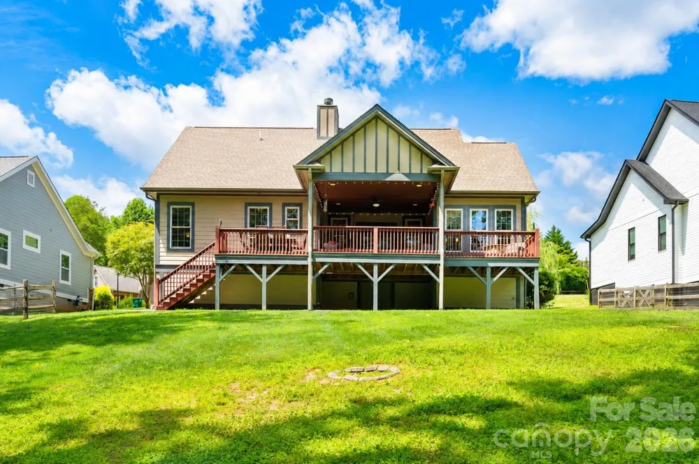 36 Copper Mill Court Candler, NC 28715