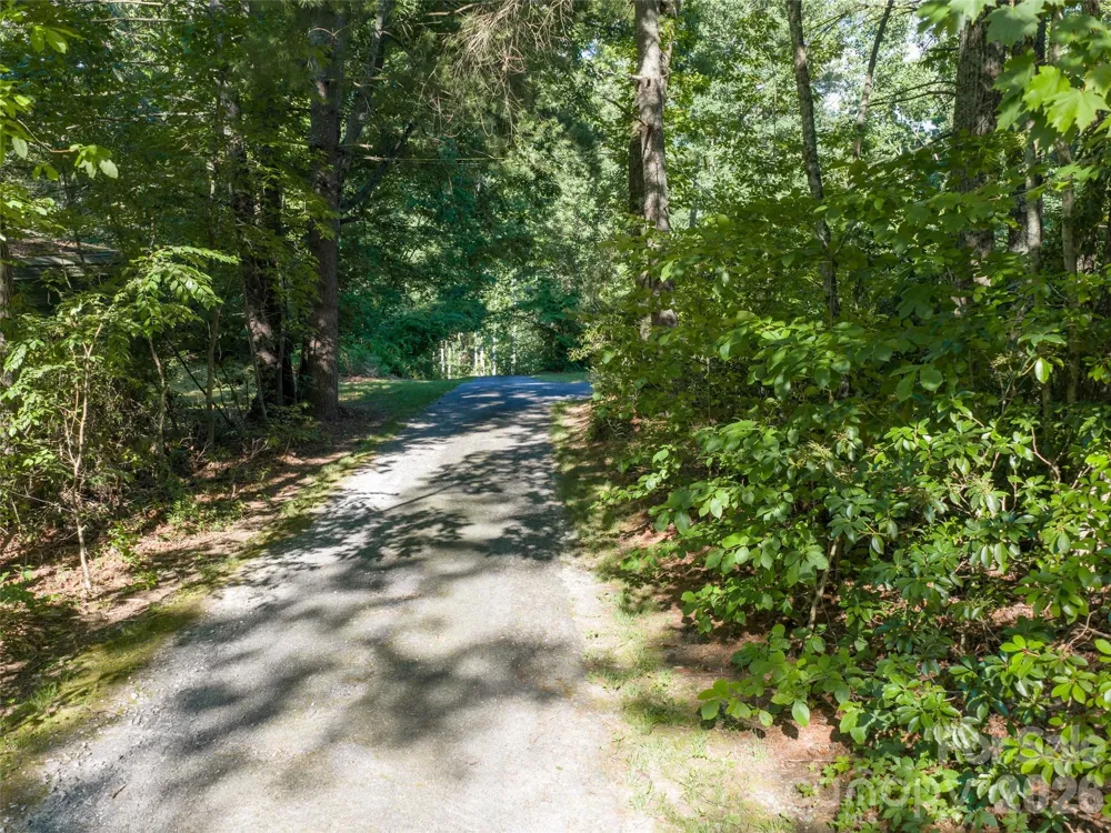 000 Mountain Laurel Lane Fletcher, NC 28732