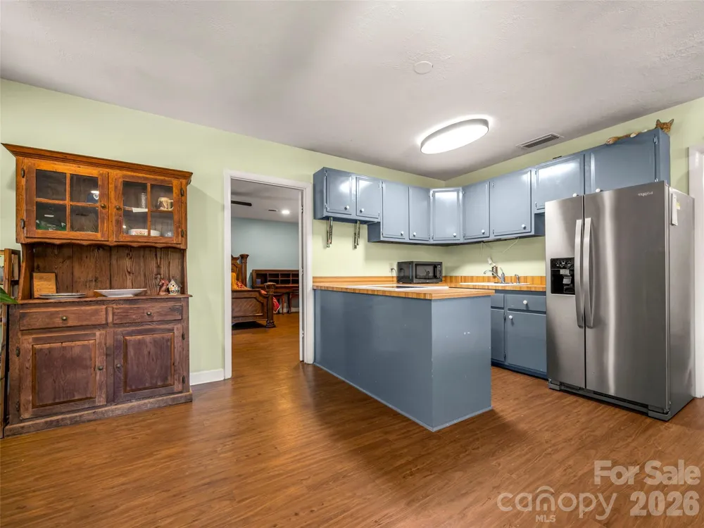 140 Joanda Farm Road Mooresboro, NC 28114