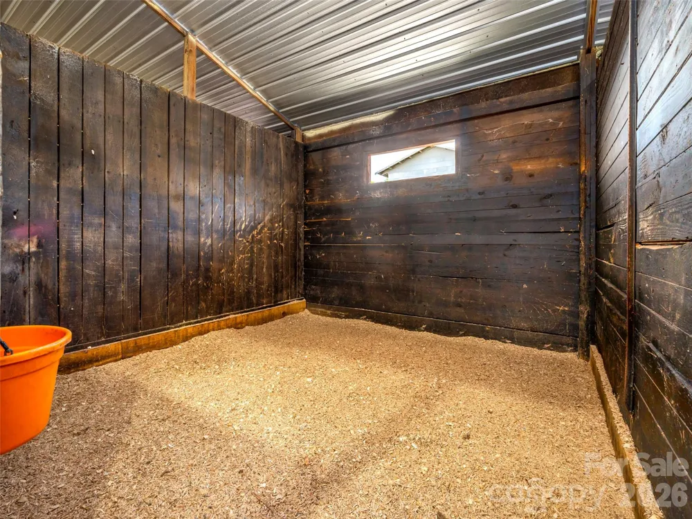 140 Joanda Farm Road Mooresboro, NC 28114