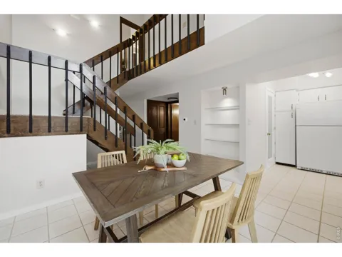 1913 Waters Edge Street #B