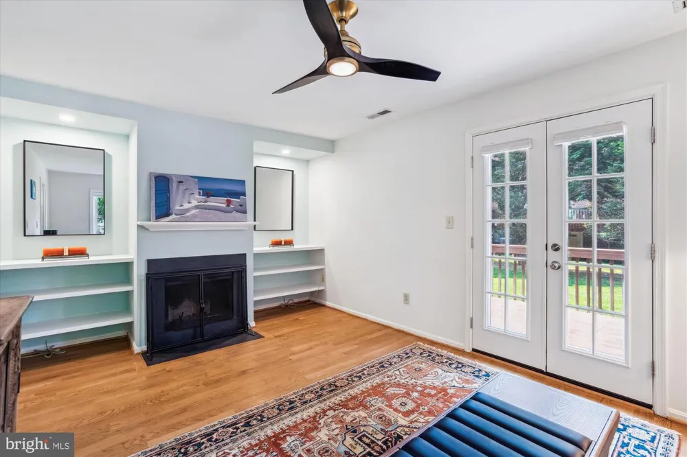 4934 BRADLEY BOULEVARD #244 Chevy Chase, MD 20815