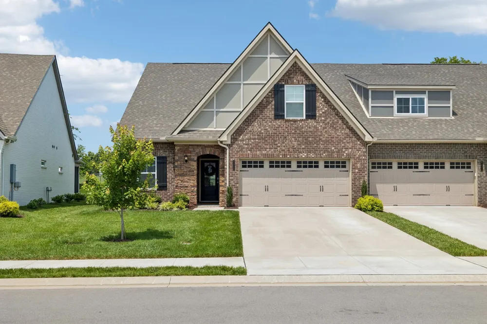 2409 Laurelstone Dr Murfreesboro, TN 37130