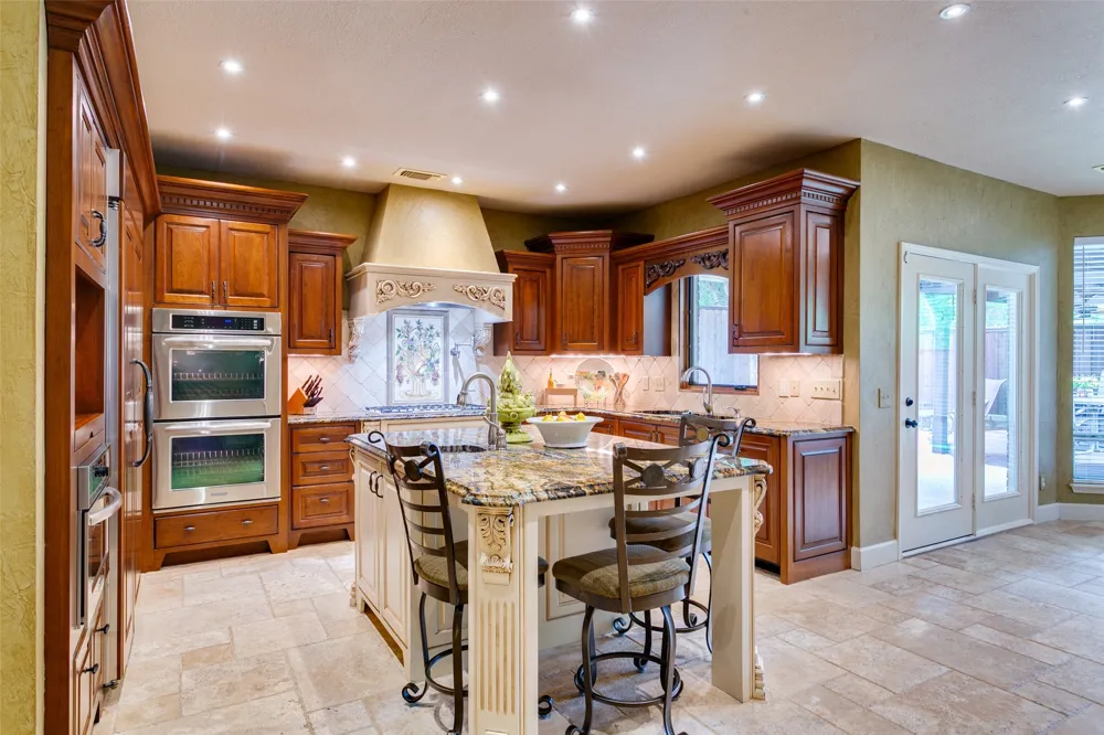 102 Sunday Haus Lane Highland Village, TX 75077